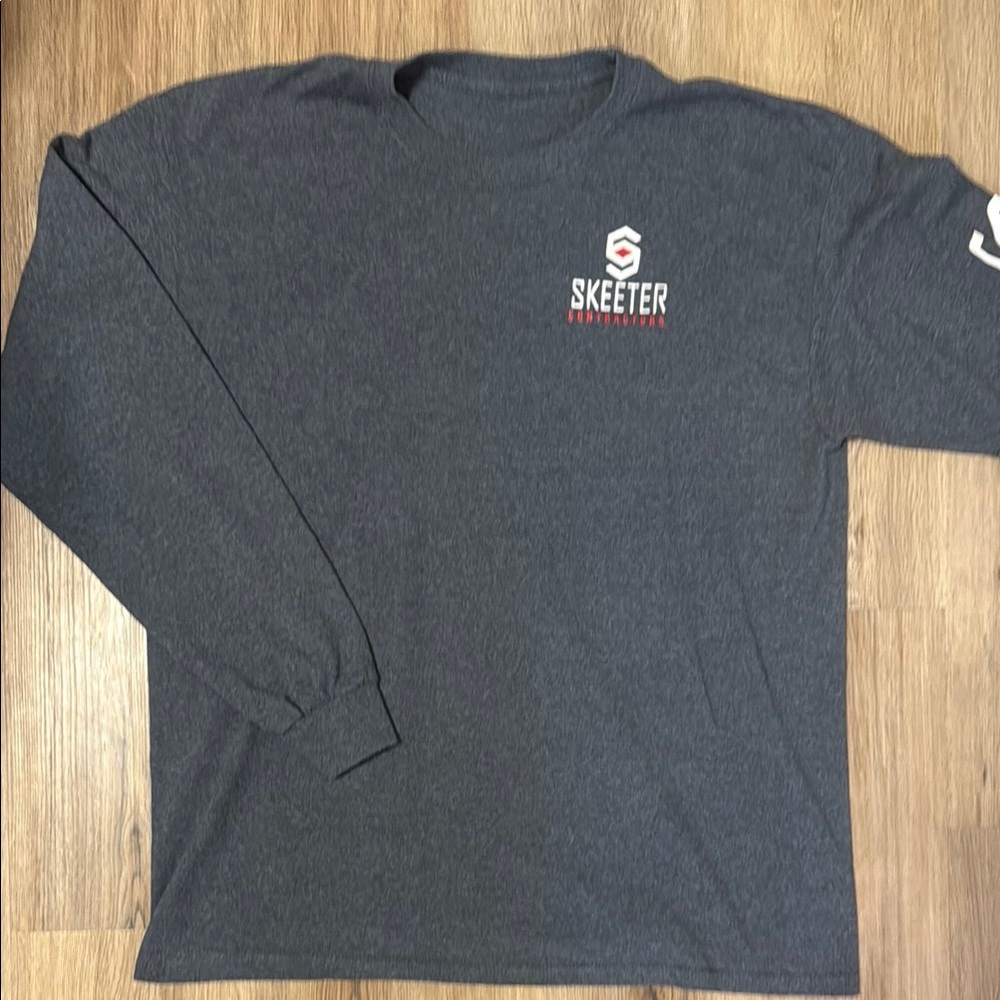 Skeeter Contractors Gray Long Sleeve Logo Shirt | Size L